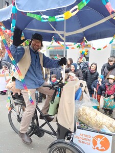 Bollerwagen oder Lastenrad 